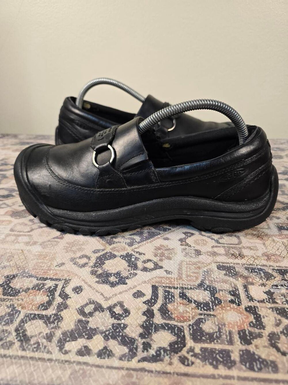 KEEN Kaci Slip On Shoes Womens 11 Black Leather Clogs Hiking Outdoor